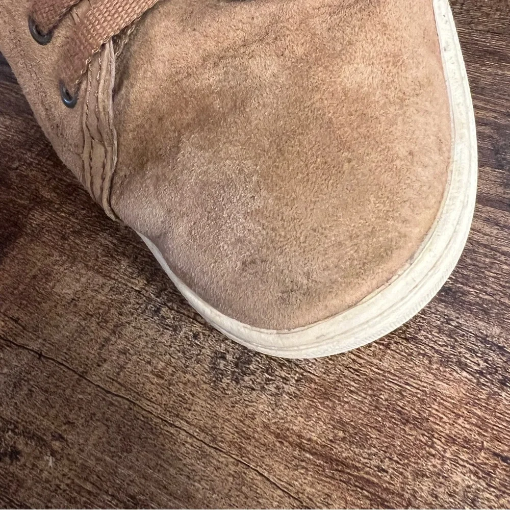 Ugg Brown Tan Suede Leather Sneakers tennis shoes lace up women's 9.5